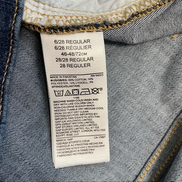 Gap High Rise True Skinny Ankle Jean in Dark Indigo - Picture 7 of 8